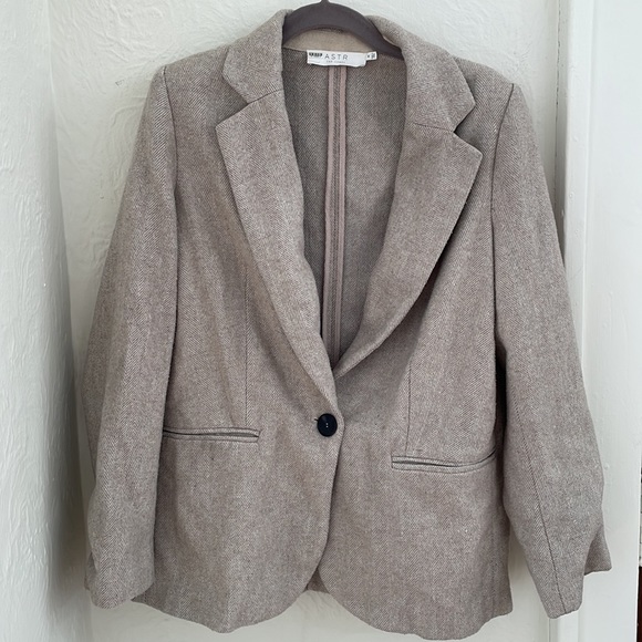 ASTR THE LABEL One Button Blazer - Picture 3 of 7